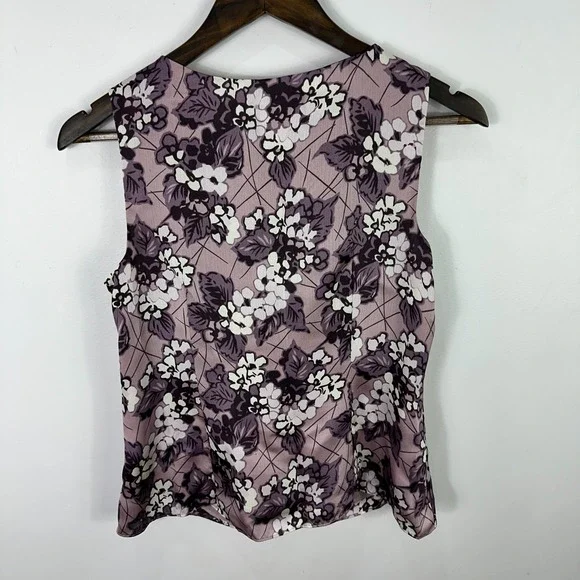 Ann Taylor Loft 8P Purple Floral Blouse Sleeveless Romantic Feminine Career Chic - Picture 7 of 7